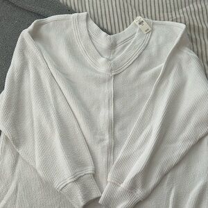 Aerie wonder textured V-neck sweatshirt size medium